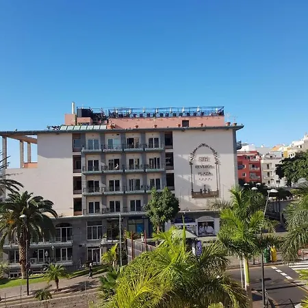 Los Cristianos 3 Bedrm, 200m Of Beach, Free Wifi Apartment